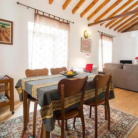 Gomes Freire Delight *